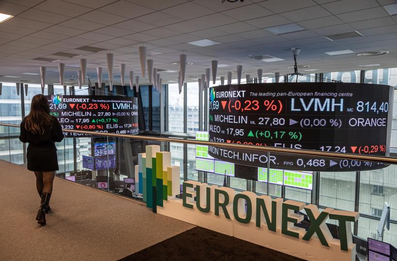 Borsa: l'Europa sale con Wall Street, Parigi +0,7%, Milano +0,3%