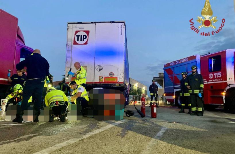 Travolto da un muletto, muore a 61 anni