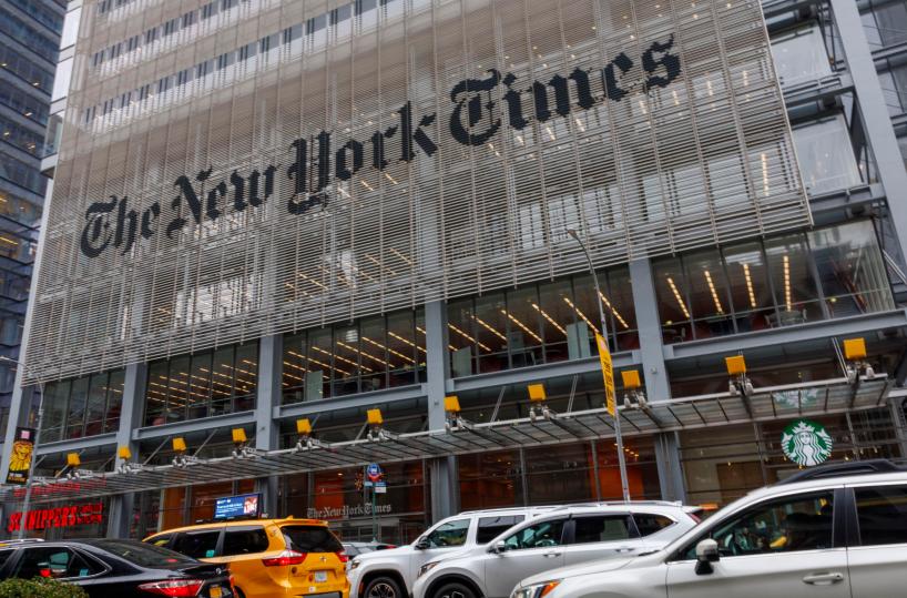 Giudice respinge la causa di Trump al Nyt, troppo lunga