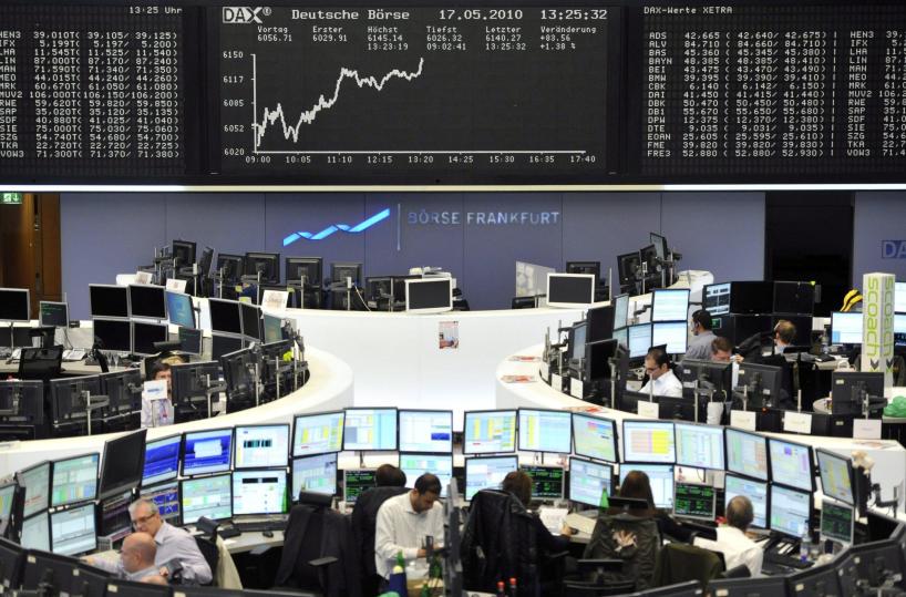 Borsa: l'Europa parte in cauto rialzo, Parigi +0,24%