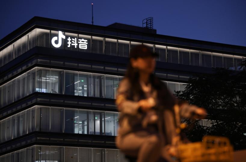 Pechino, 'su TikTok soluzione rispettose di leggi cinesi'