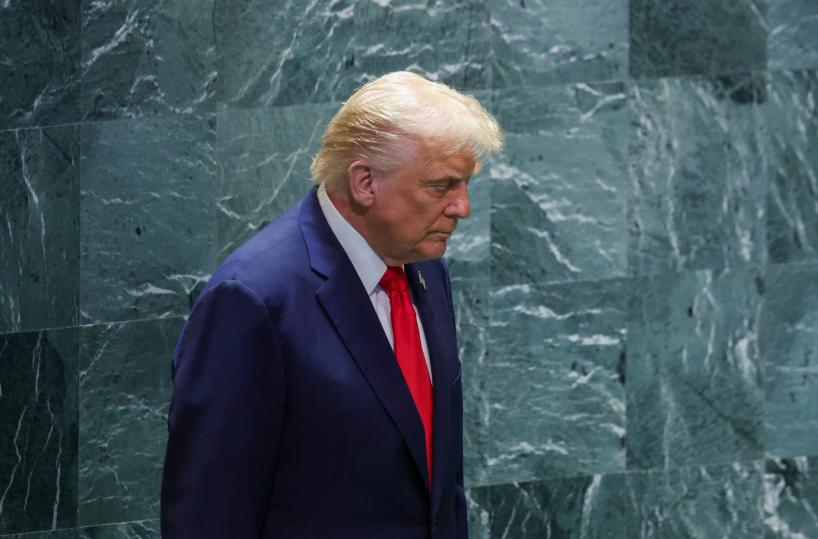 Trump, 'Ue imbarazzante, non compri petrolio dalla Russia'