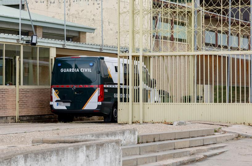 Uccide cane della compagna, condannato per violenza di genere