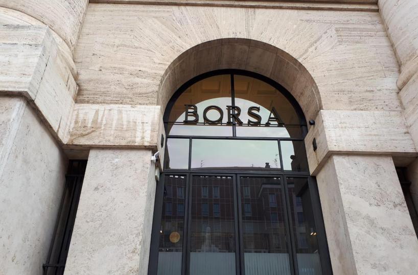 Borsa: Milano chiude in calo, Ftse Mib -0,22%