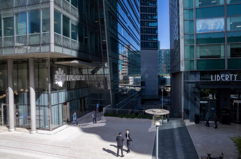Borsa: Europa cauta, guarda agli Usa. Francoforte +0,14%