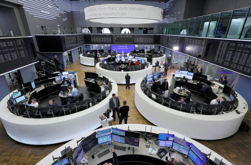 Borsa: l'Europa conclude in rialzo, Francoforte +0,57%