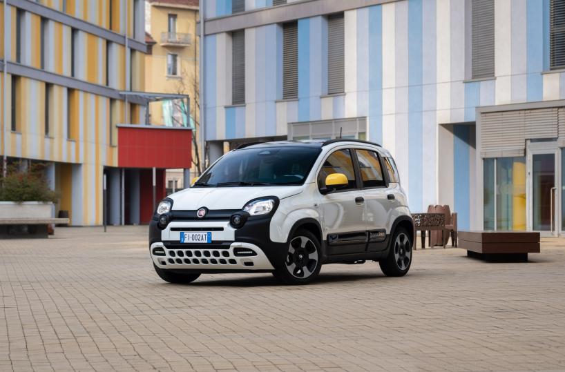 Mercato auto Italia +4% a settembre, Stellantis tre volte di più
