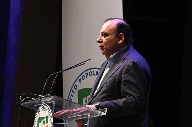 Martusciello, in Campania via libera di FI a Giosy Romano