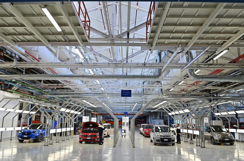 In Eurozona -0,3% prezzi produzione industriale ad agosto