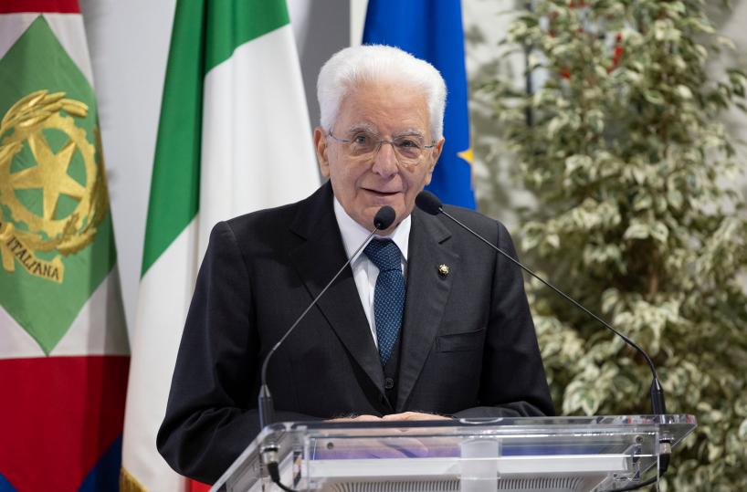 Mattarella, pace responsabilità collettiva da non evadere