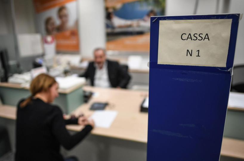 ++ Mef,più reddito disponibile ma sale gap tra ricchi e poveri +