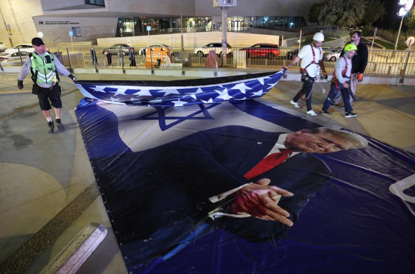 Trump in viaggio verso il Medio Oriente