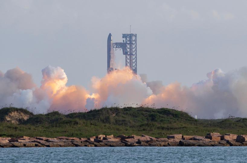 Iniziato l'11mo test di Starship, il razzo per Luna e Marte