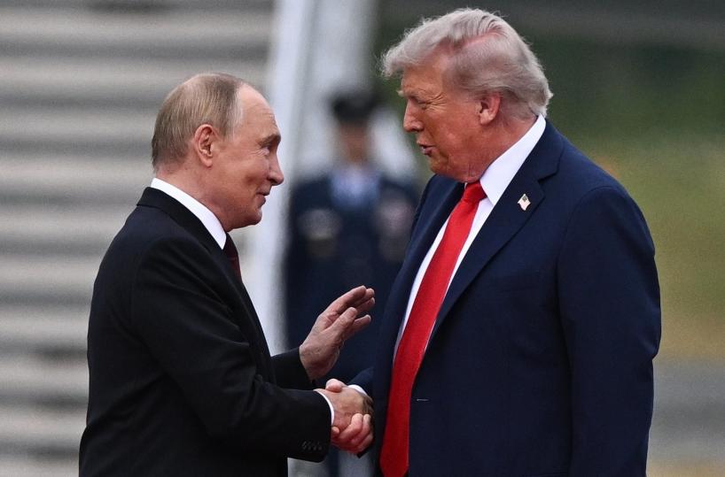 Trump sente Putin, 'grandi progressi,ci incontreremo a Budapest'