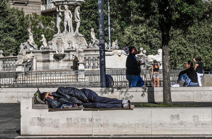 Guyana, Calabria, Campania prime in Ue per rischio povertà