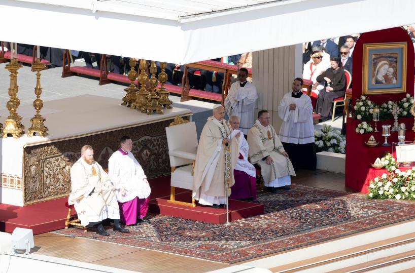 Il Papa, pace giusta e duratura in Terra Santa e Ucraina