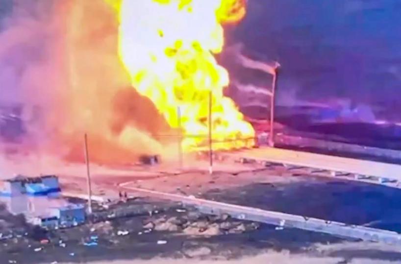 Kiev, 'colpito impianto gas russo a Orenburg, lontano 1.300 km'