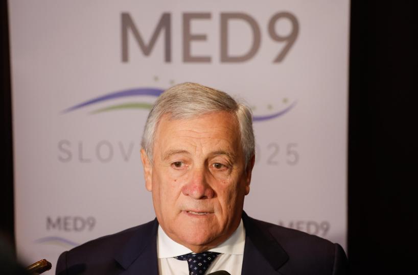 Tajani, post di Trump? Noi sempre lavorato con l'Ue