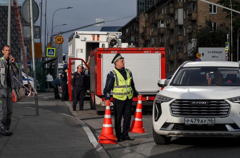 Drone ucraino su un palazzo residenziale, cinque feriti