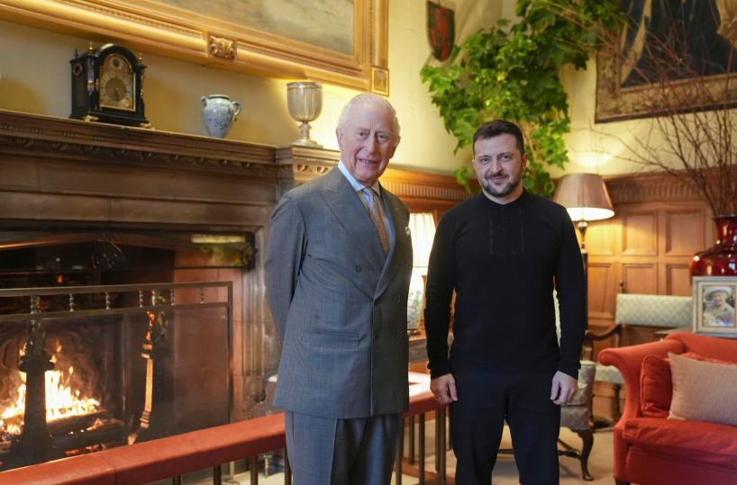 Re Carlo riceve Zelensky al castello di Windsor