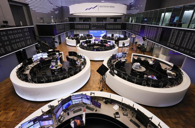 Borsa: Europa fiacca, future Usa positivi, Milano +0,5%