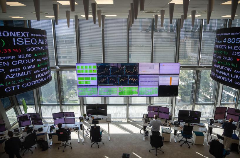 Borsa: l'Europa fiacca tra trimestrali e Fed