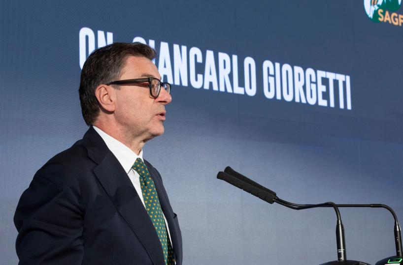 Giorgetti, 'nessun taglio sulle opere, è una fake news