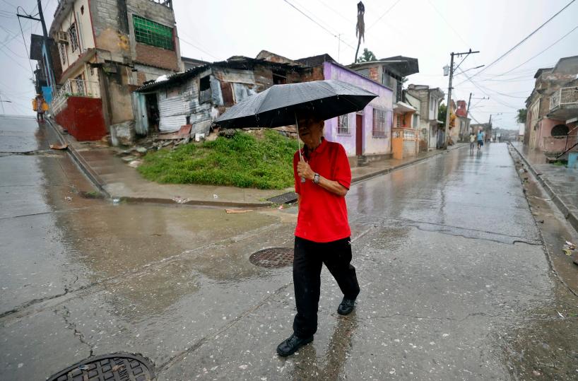 Nhc, l'uragano Melissa colpisce Cuba con venti a 190 km/h