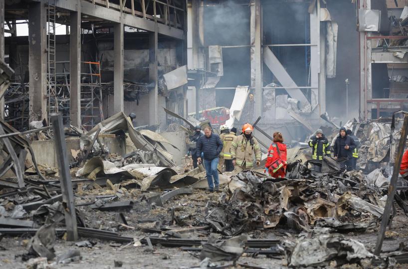 Kiev, 'colpite varie centrali, black-out in tutta Ucraina'