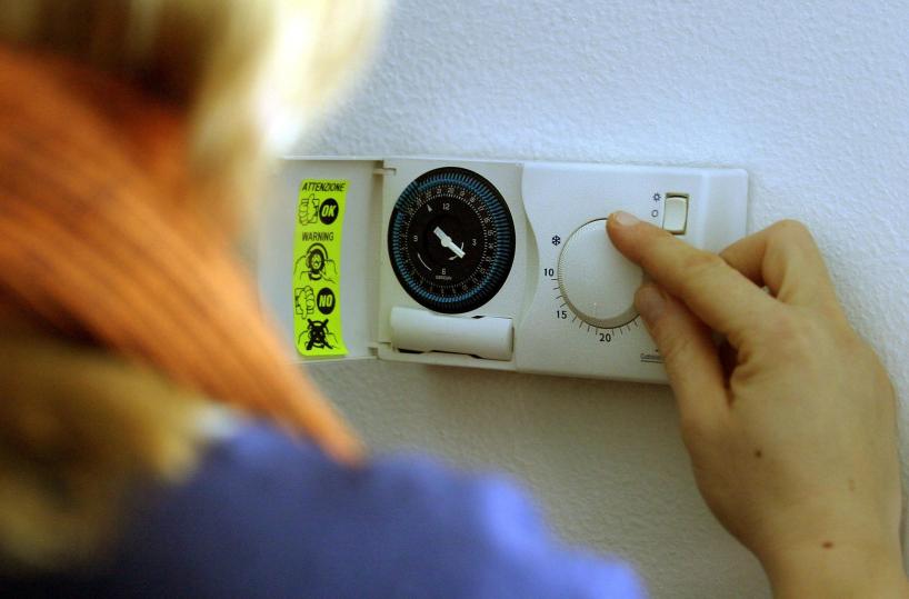 Si accendono i riscaldamenti, ecco come risparmiare