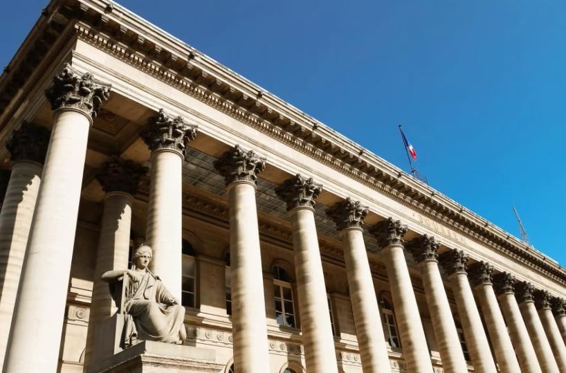 Borsa: Europa in ordine sparso, cede Wall Street, Milano +0,35%