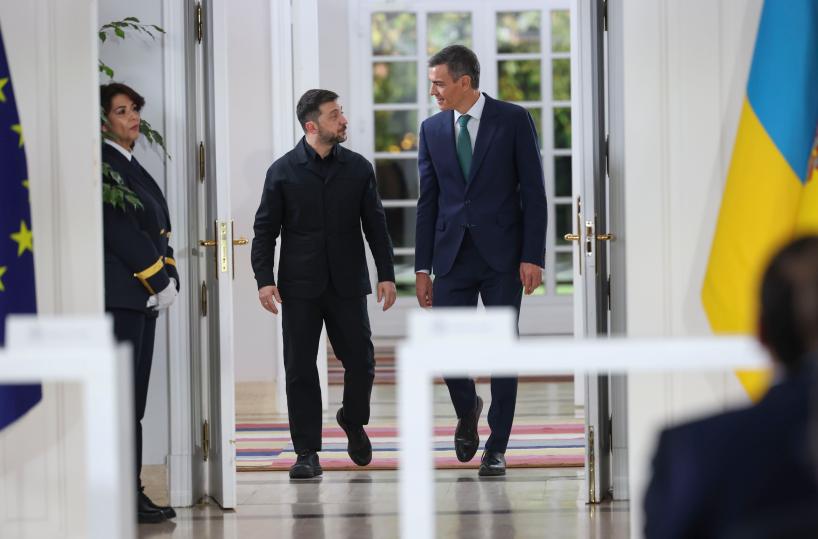 Sanchez annuncia aiuti militari a Kiev per 615 milioni