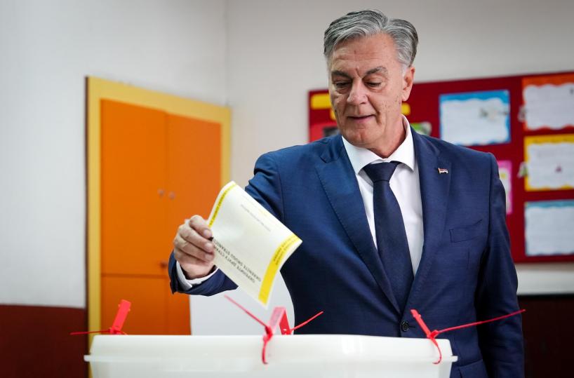 Bosnia, Dodik annuncia la vittoria del suo candidato Karan