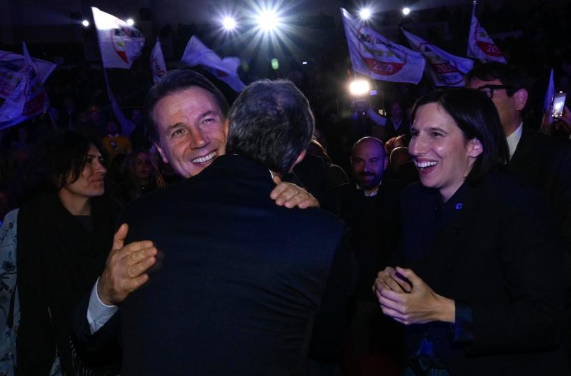 Schlein e Conte in viaggio verso Napoli per raggiungere Fico