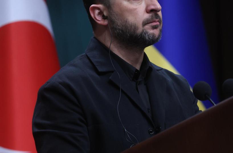 Zelensky, 22 missili russi, droni anche in Moldavia e Romania