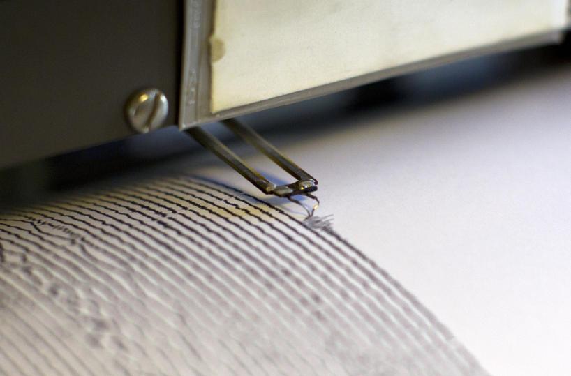 Terremoto di magnitudo 6.6 al largo dell'Indonesia