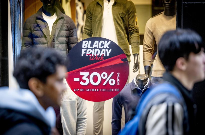 Confcommercio, black friday al galoppo, giro d'affari +20%