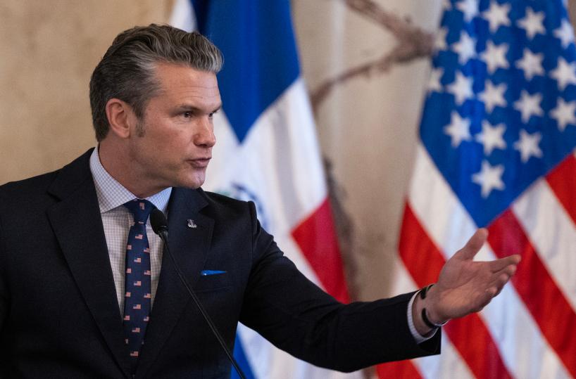 'Ordine di Hegseth in raid contro narco, uccideteli tutti'