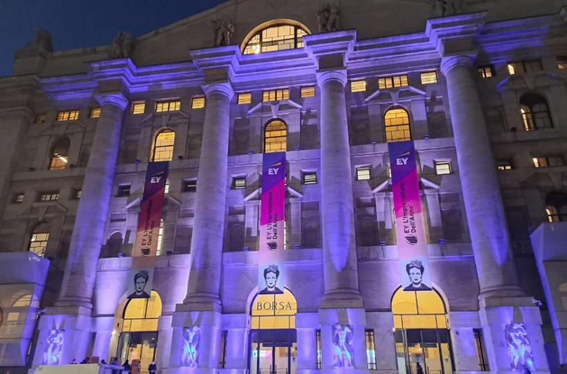 Borsa: Milano chiude in lieve calo (-0,22%), pesante Mps