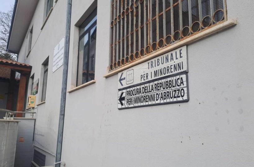 Famiglia nel bosco, il Tribunale si riserva