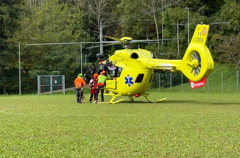 Precipitano per 30 metri da una parete, 2 morti in Friuli