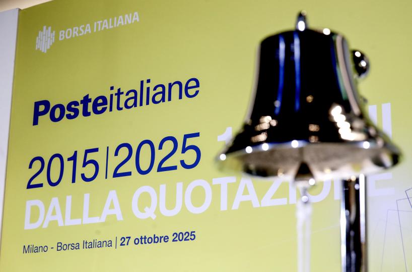 Poste italiane sale al 27,32% di Tim, chiederà l'esenzione per l'opa obbligatoria