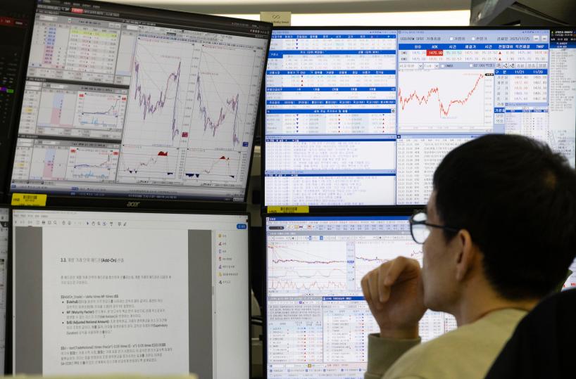 Borsa: l'Asia chiude in calo dopo la Fed, pesano i conti di Oracle