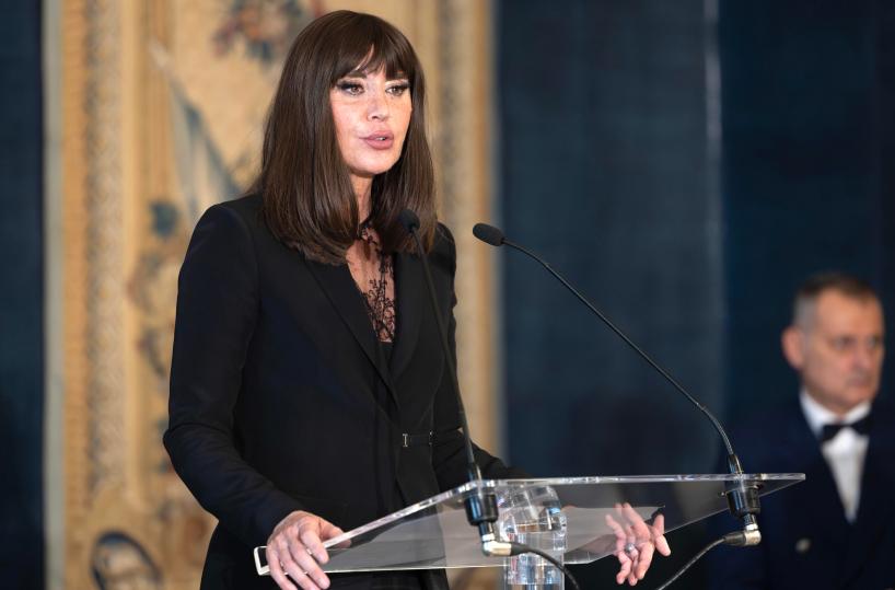 Bernini ad Atreju contestata dagli studenti di Medicina: Lei replica: «Siete dei poveri comunisti». Poi ci parla