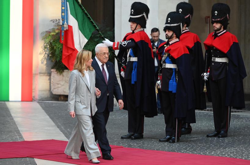 Meloni vede Abu Mazen, focus sulla piena attuazione del piano di Trump