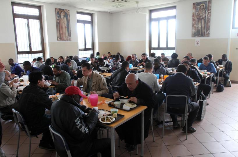 Assegno di inclusione si rinnova senza sospensione, ma il primo mese è dimezzato