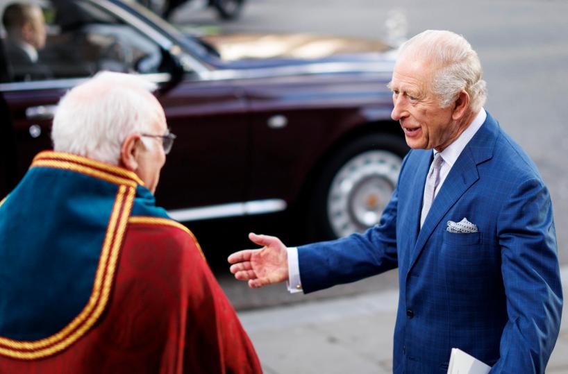 Re Carlo, 'le mie cure contro il cancro nel nuovo anno saranno ridotte'