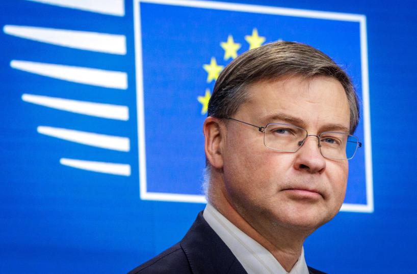 Dombrovskis, su causa russa Euroclear potr&agrave; rivalersi sui beni sequestrati