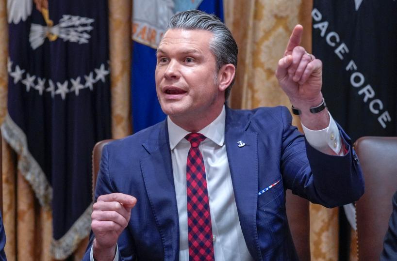 Lascia il comandante delle forze Usa in America Latina 'silurato da Hegseth'