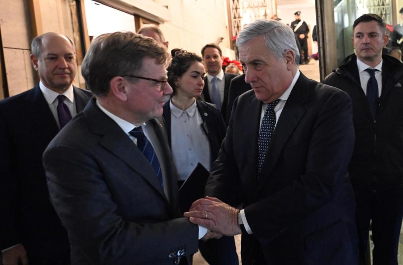 Tajani, il referendum sulla giustizia non avr&agrave; impatto sul governo